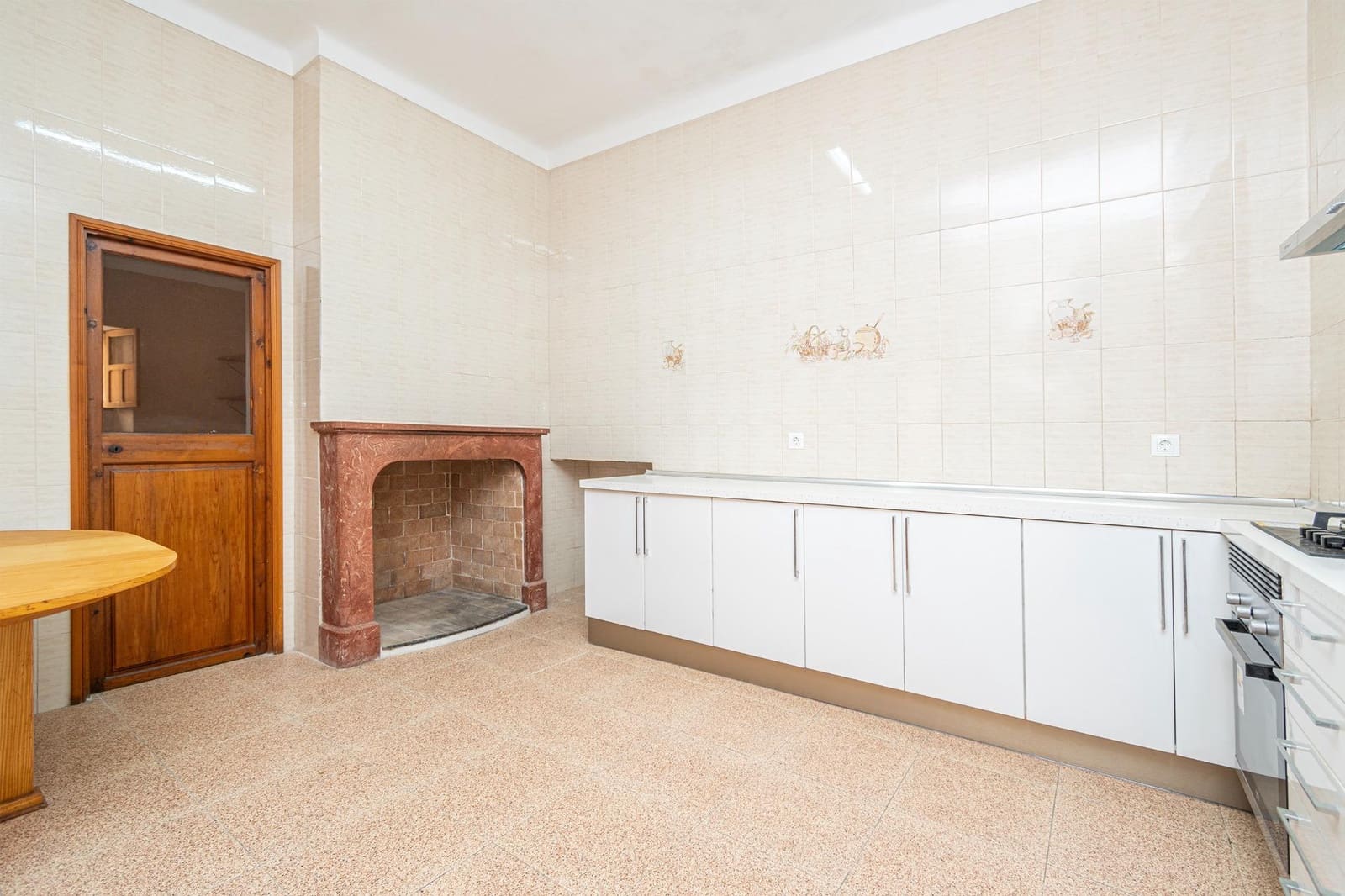 6 soveværelse Byhus til salg i Santa Eugenia med garage - € 750.000 (Ref: 9419801)