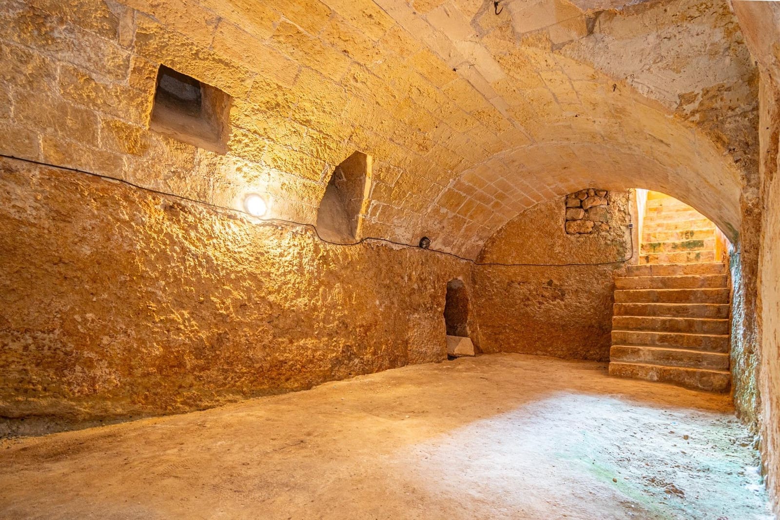 6 soveværelse Byhus til salg i Santa Eugenia med garage - € 750.000 (Ref: 9419801)