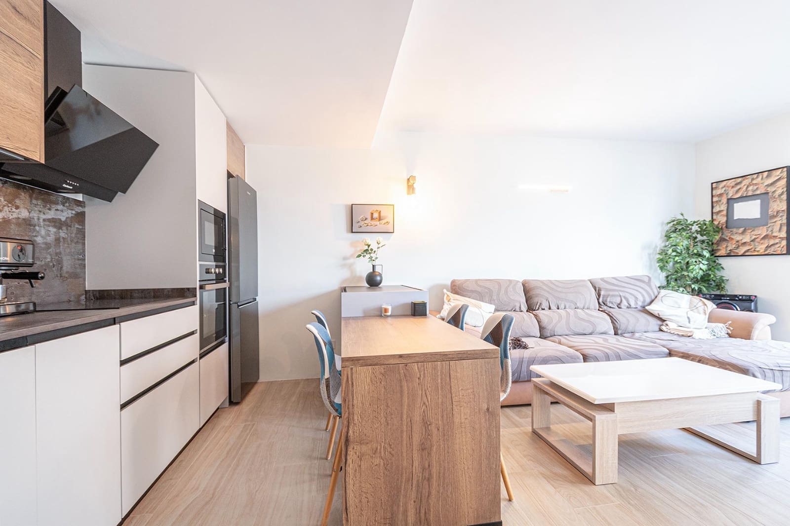 3 soveværelse Rækkehus til salg i Sa Cabaneta / La Cabaneta med swimmingpool garage - € 679.900 (Ref: 9470413)