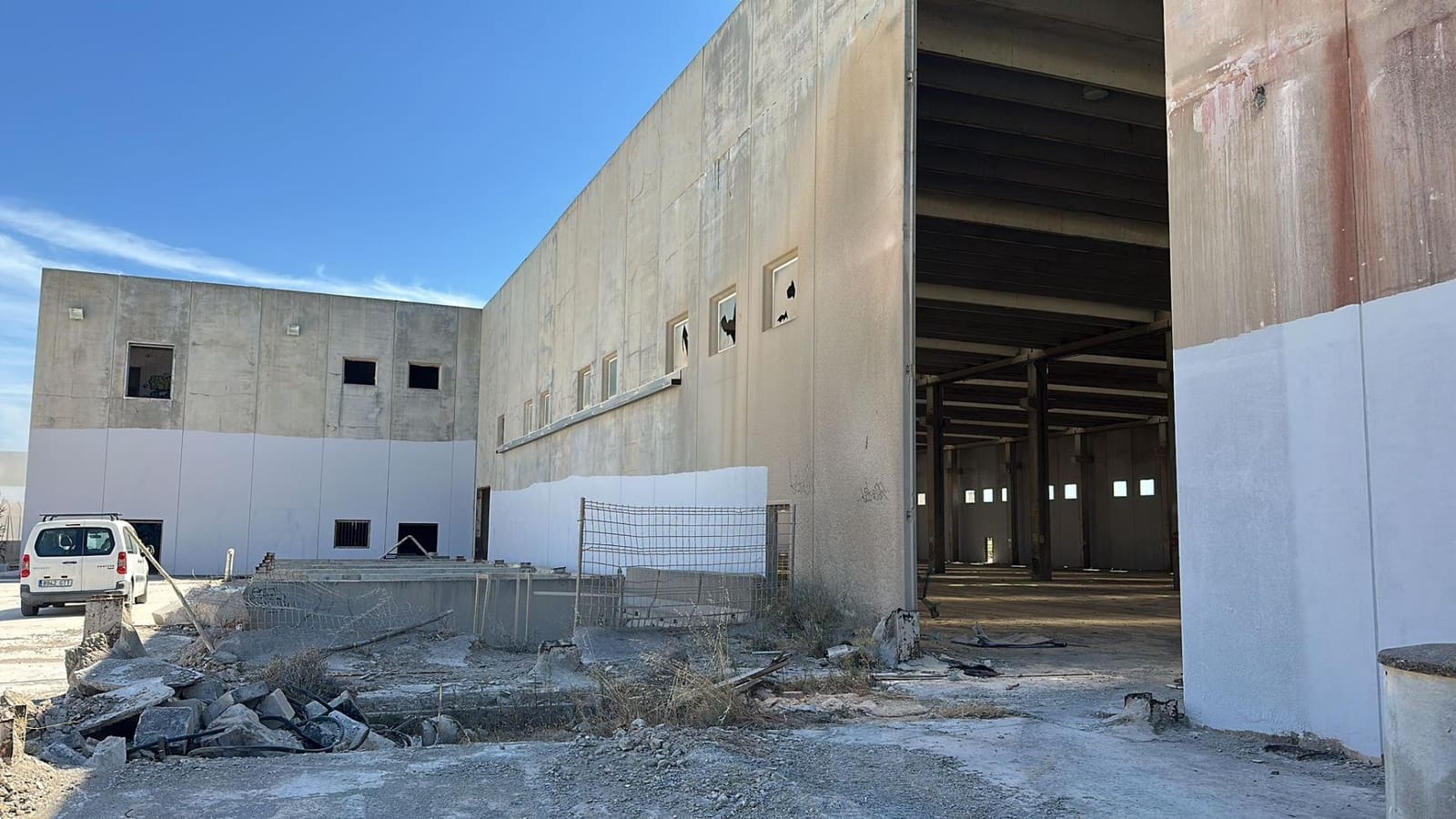 Business for sale in Bunyola - € 16,000,000 (Ref: 9491471)