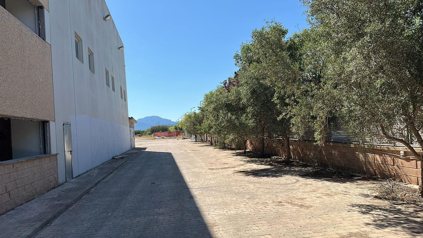 Business for sale in Bunyola - € 16,000,000 (Ref: 9491471)