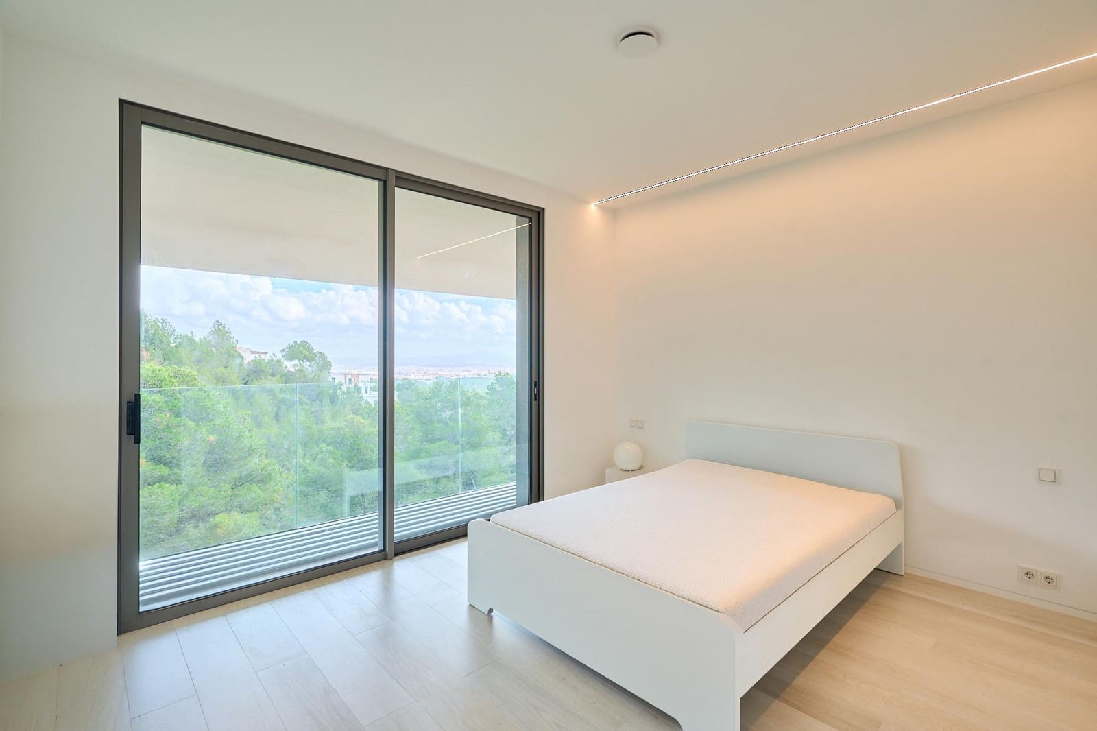 5 bedroom Villa for sale in Son Vida with pool garage - € 5,400,000 (Ref: 9497276)