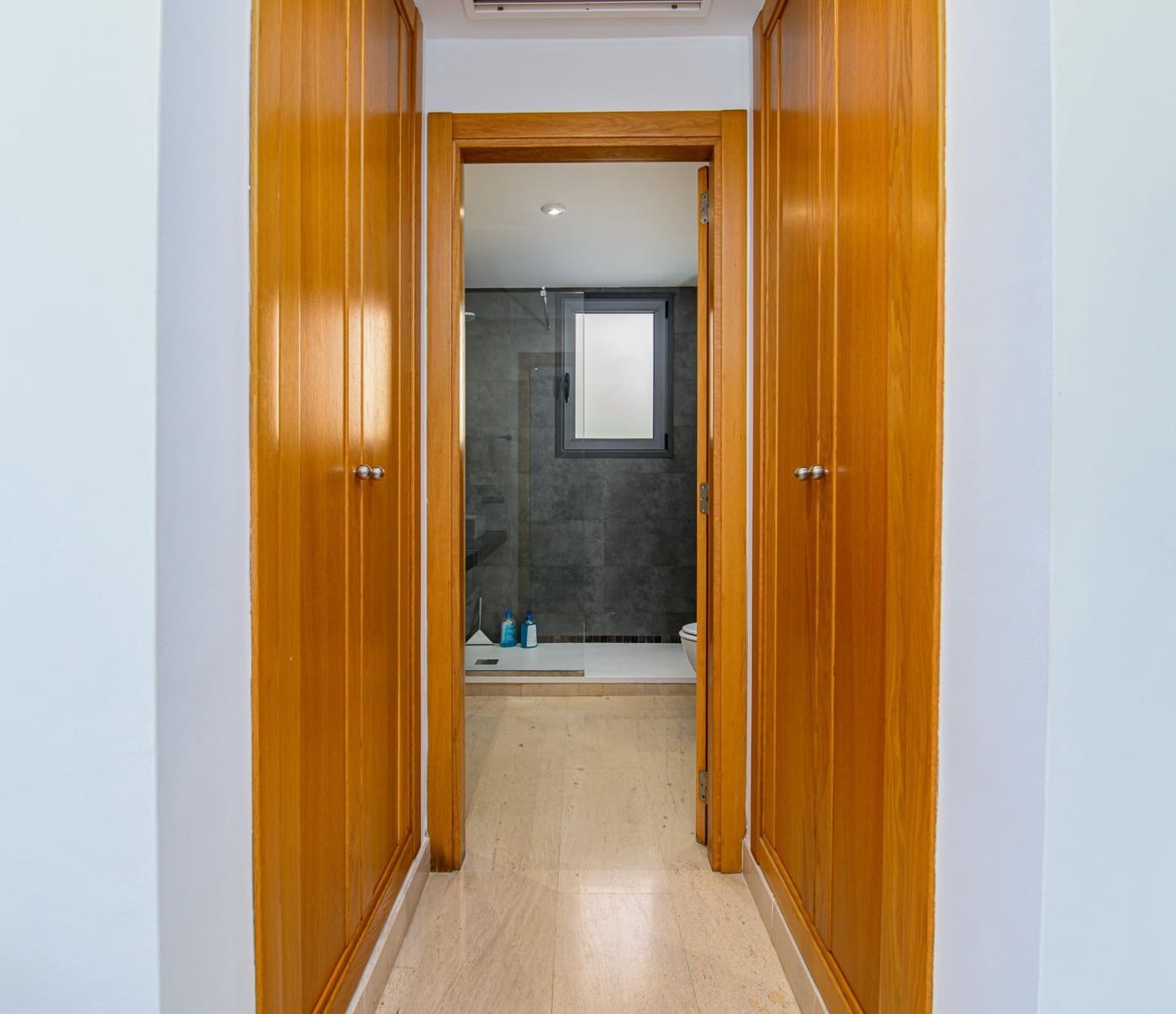 3 quarto Apartamento para arrendar em Palma de Mallorca com piscina garagem - 3 700 € (Ref: 9508917)