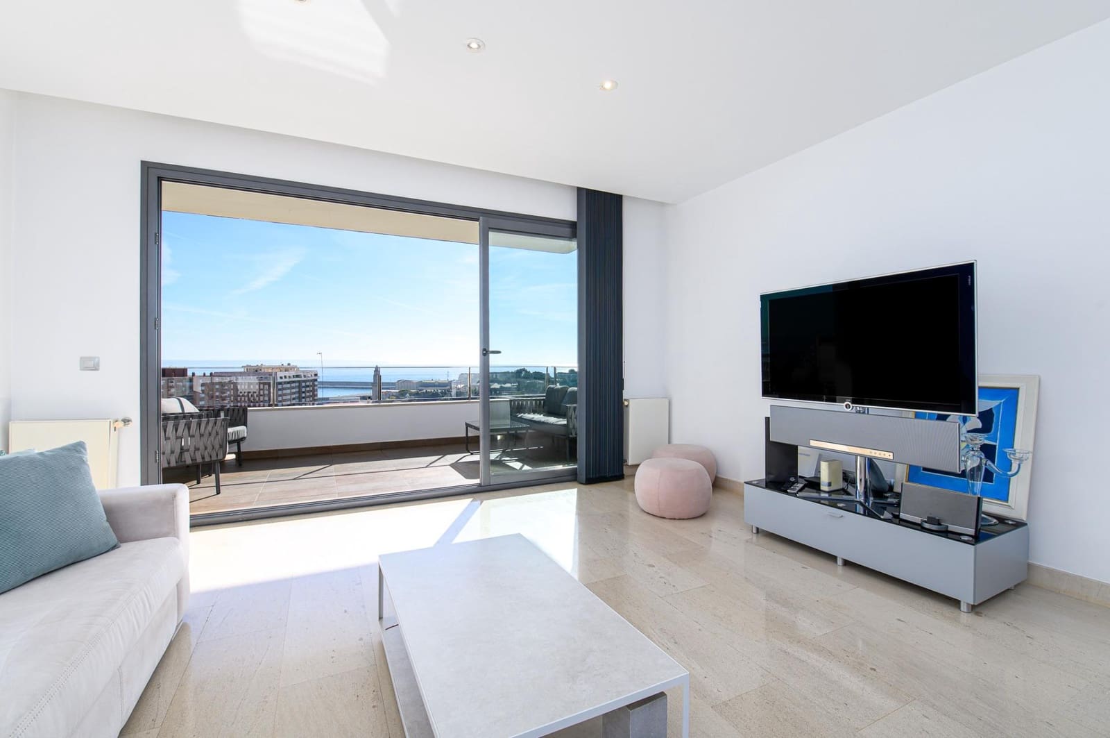 3 quarto Apartamento para arrendar em Palma de Mallorca com piscina garagem - 3 700 € (Ref: 9508917)