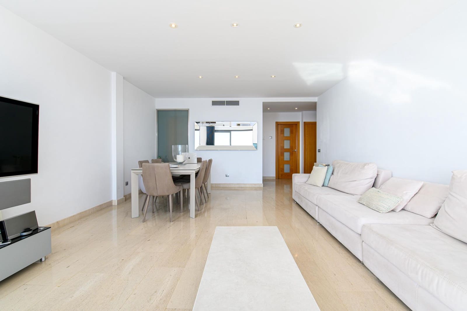 3 quarto Apartamento para arrendar em Palma de Mallorca com piscina garagem - 3 700 € (Ref: 9508917)