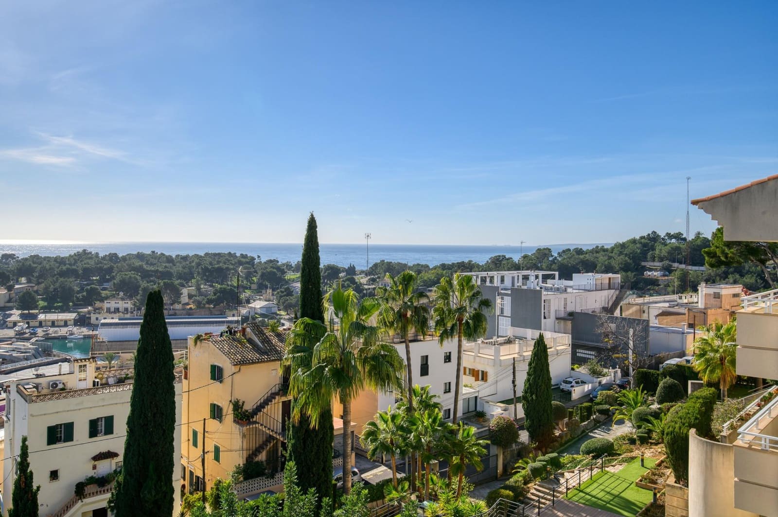 3 quarto Apartamento para arrendar em Palma de Mallorca com piscina garagem - 3 700 € (Ref: 9508917)