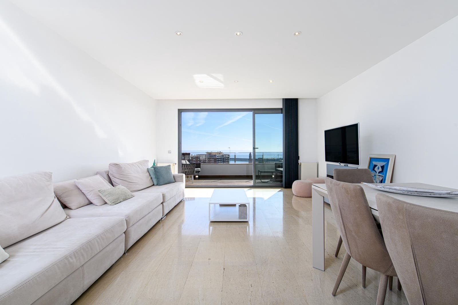 3 quarto Apartamento para arrendar em Palma de Mallorca com piscina garagem - 3 700 € (Ref: 9508917)