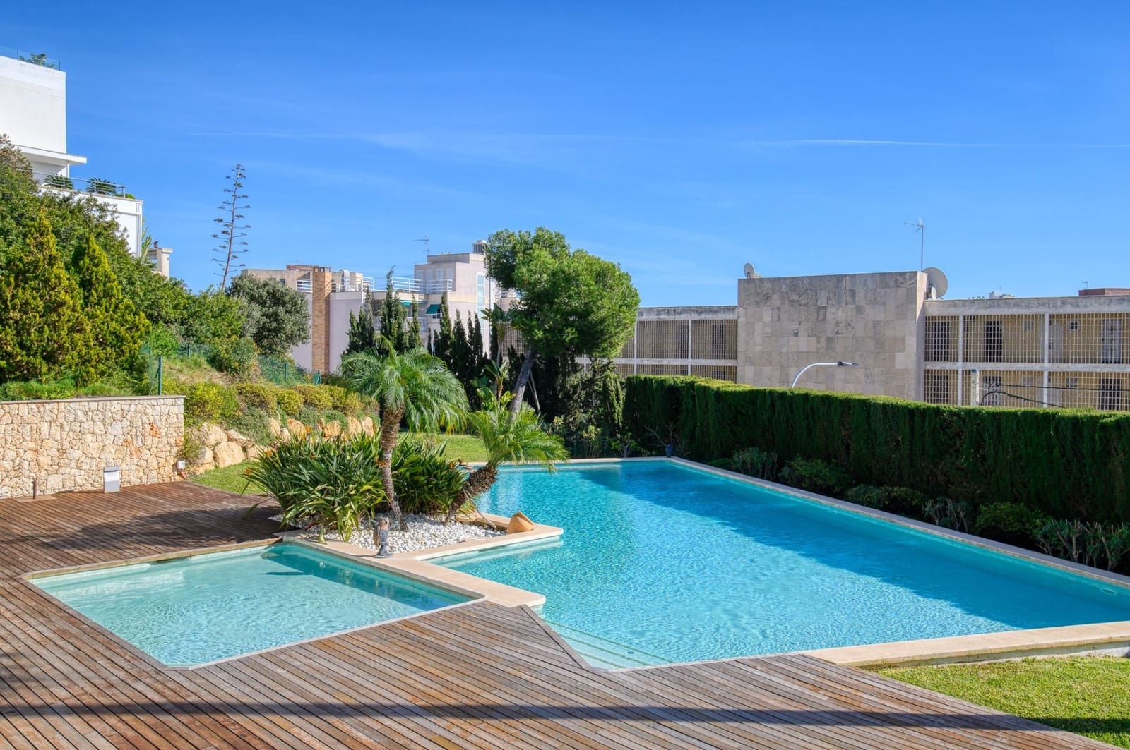 3 quarto Apartamento para arrendar em Palma de Mallorca com piscina garagem - 3 700 € (Ref: 9508917)