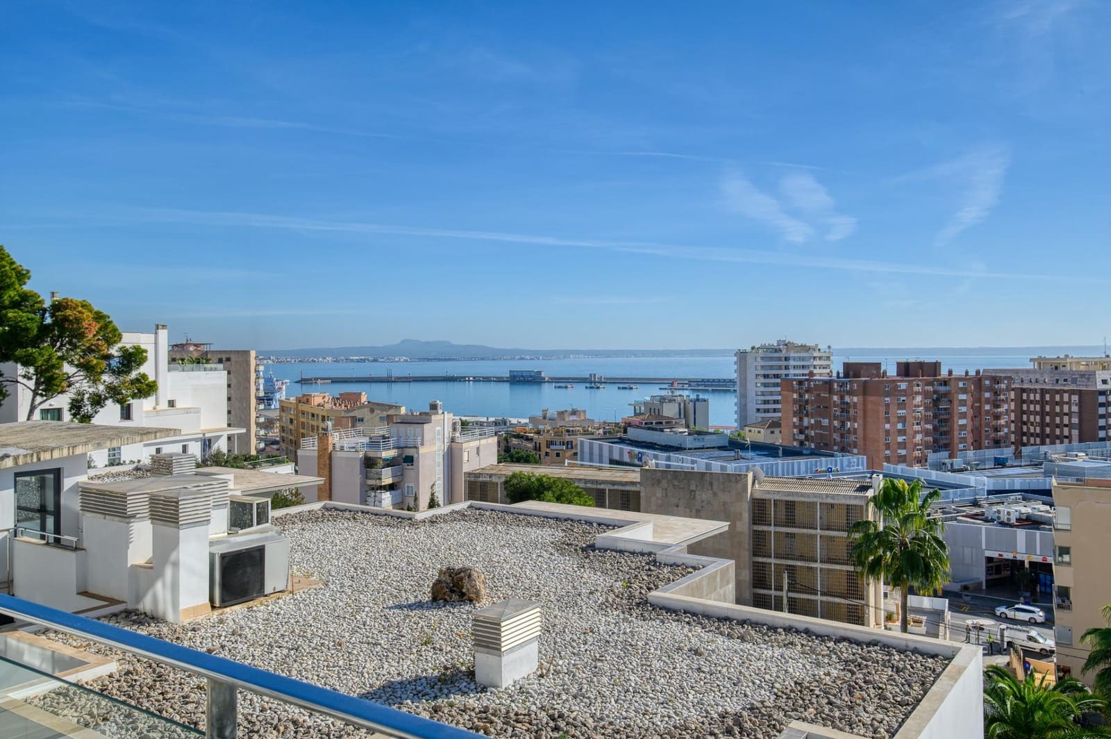 3 quarto Apartamento para arrendar em Palma de Mallorca com piscina garagem - 3 700 € (Ref: 9508917)