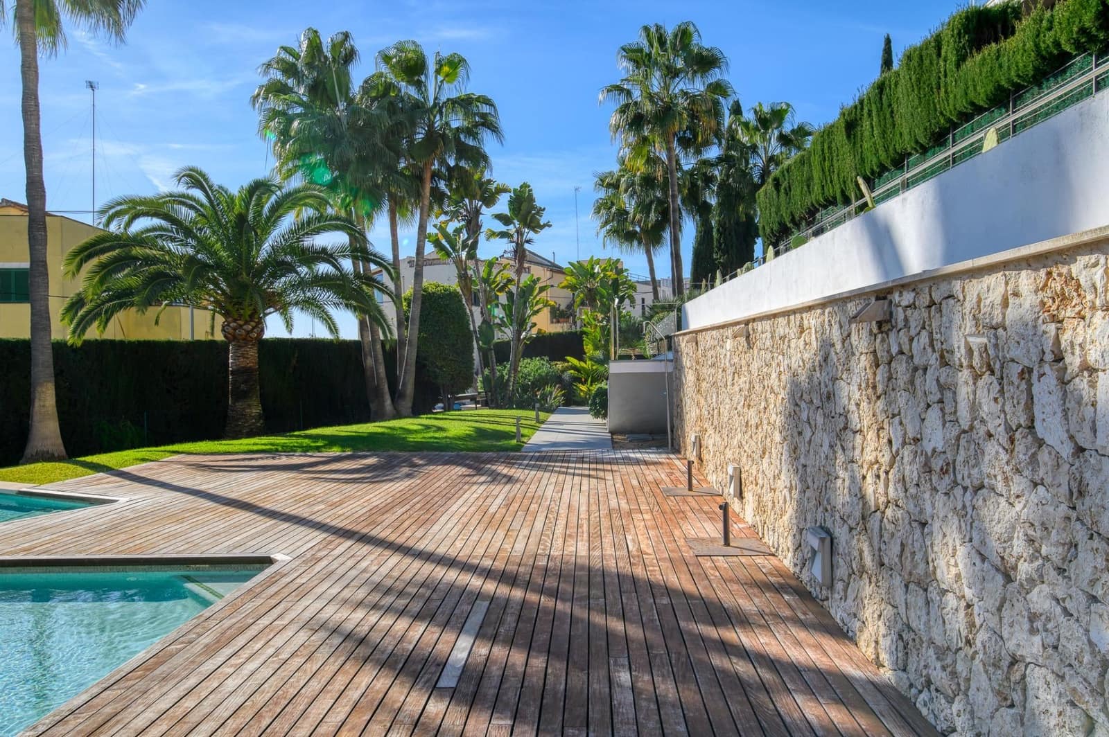 3 quarto Apartamento para arrendar em Palma de Mallorca com piscina garagem - 3 700 € (Ref: 9508917)
