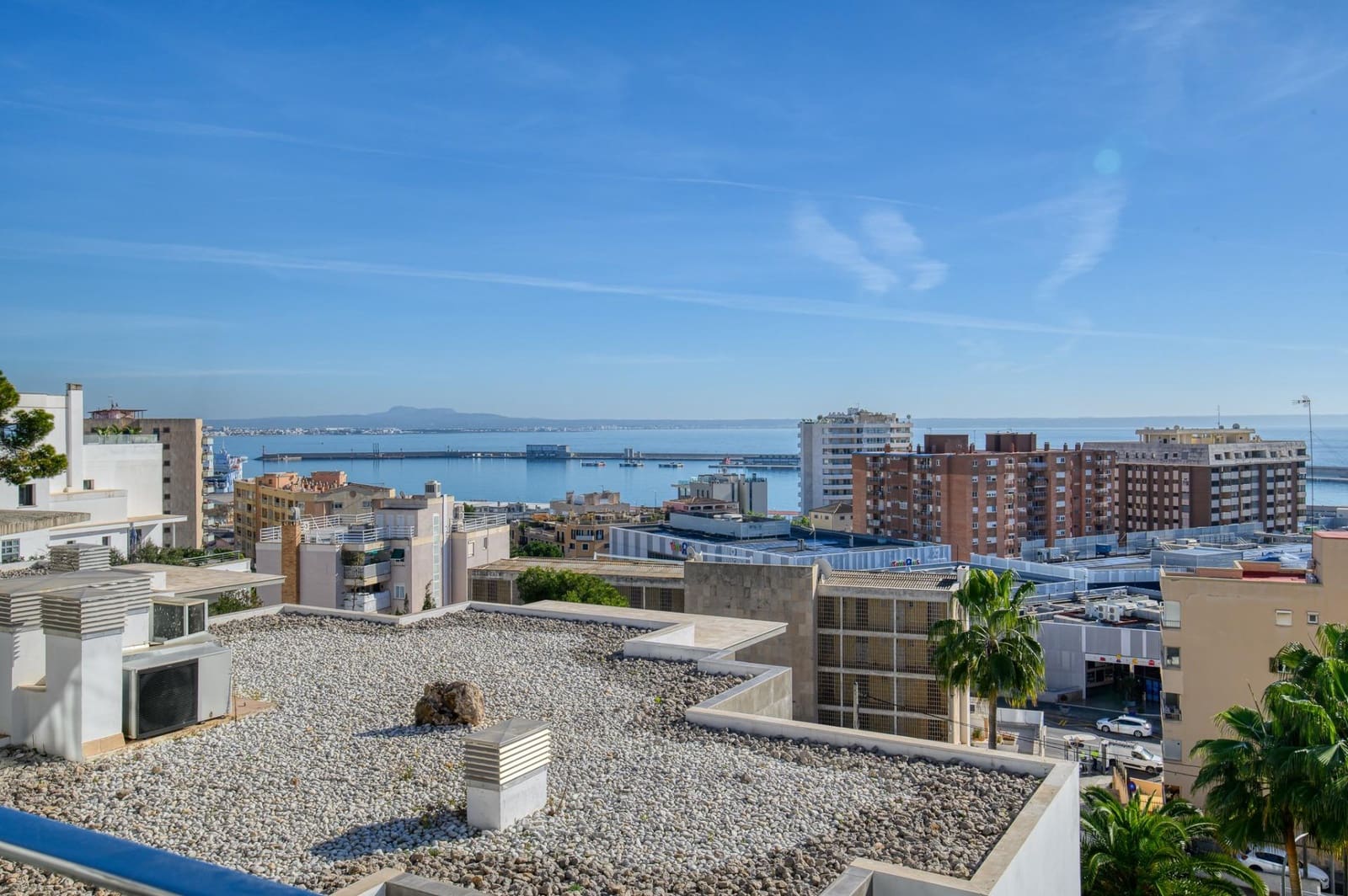 3 quarto Apartamento para arrendar em Palma de Mallorca com piscina garagem - 3 700 € (Ref: 9508917)