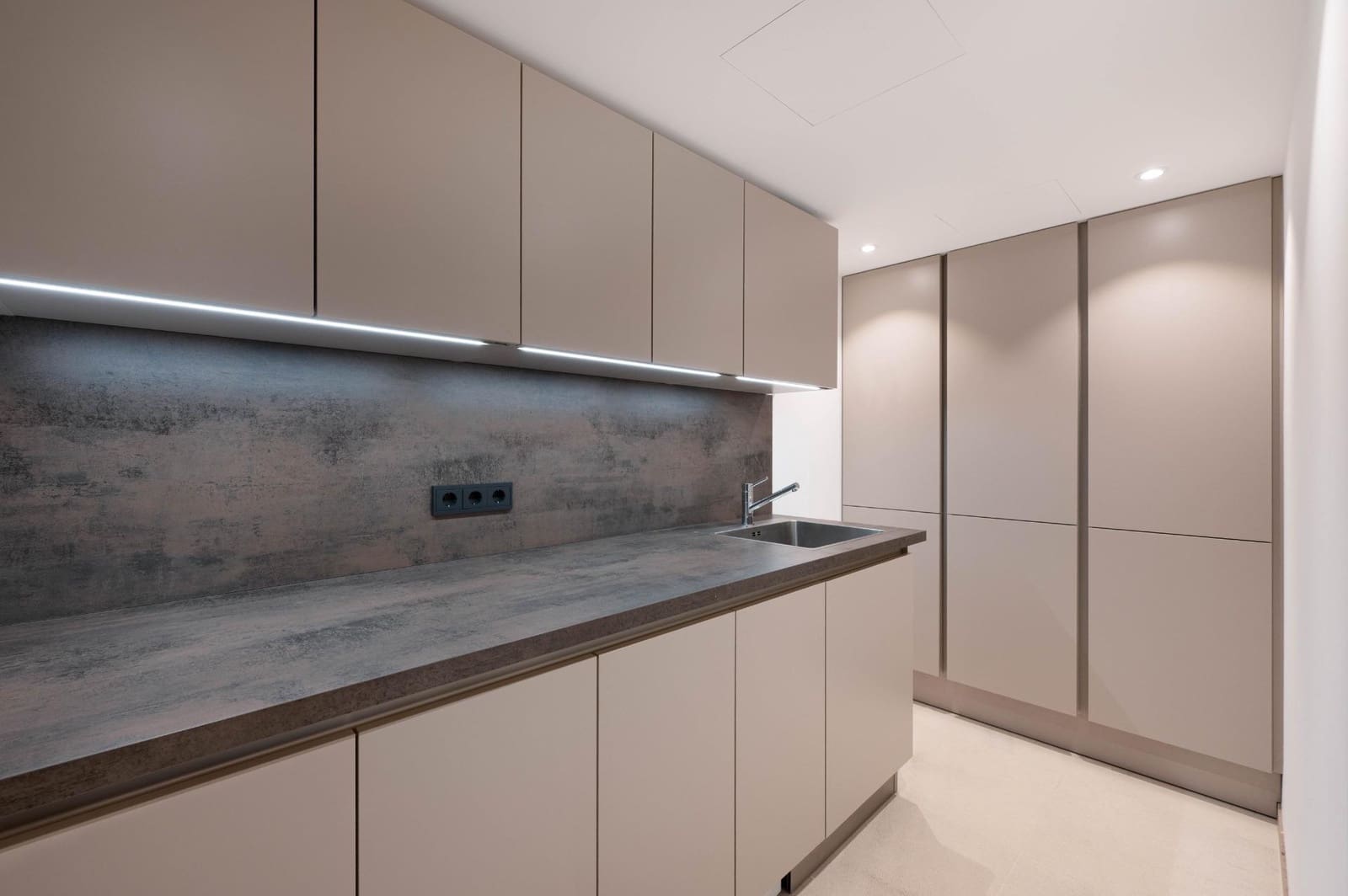 5 bedroom Villa for sale in Puerto de Andratx with pool - € 6,950,000 (Ref: 9530882)