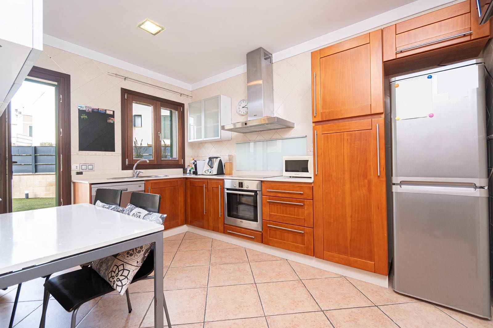 3 bedroom Terraced Villa for sale in Porreres with garage - € 724,000 (Ref: 9533806)