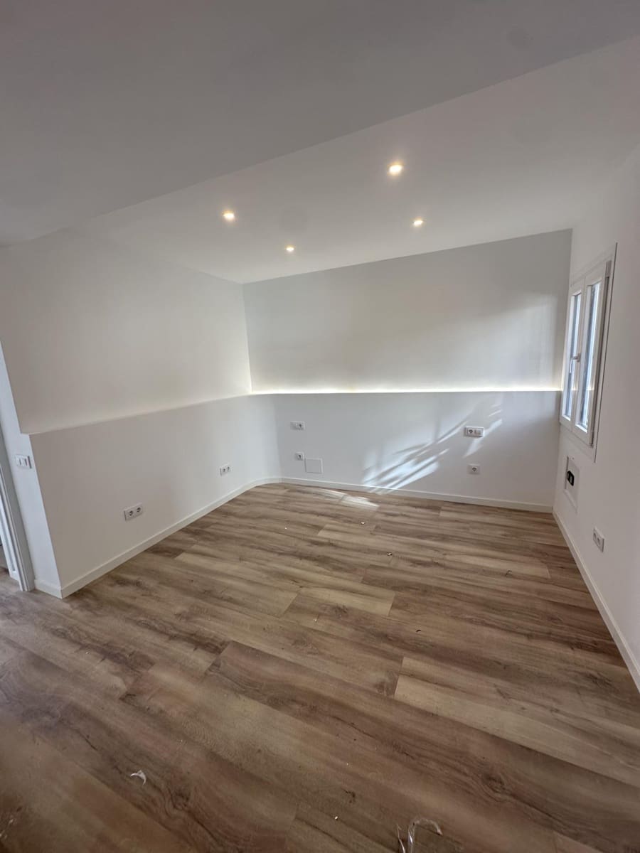 2 slaapkamer Appartement te huur in San Agustin / Sant Agusti met zwembad - € 1.900 (Ref: 9533810)