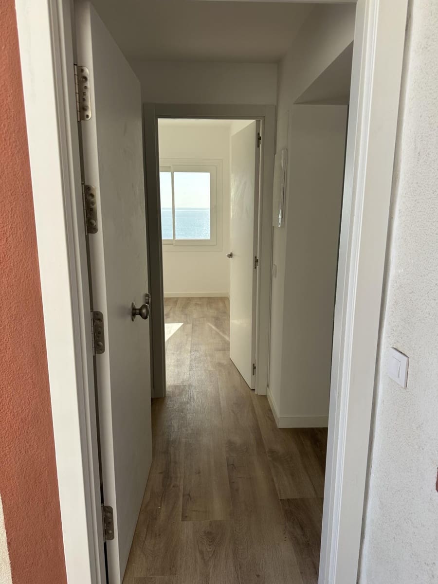 2 slaapkamer Appartement te huur in San Agustin / Sant Agusti met zwembad - € 1.900 (Ref: 9533810)