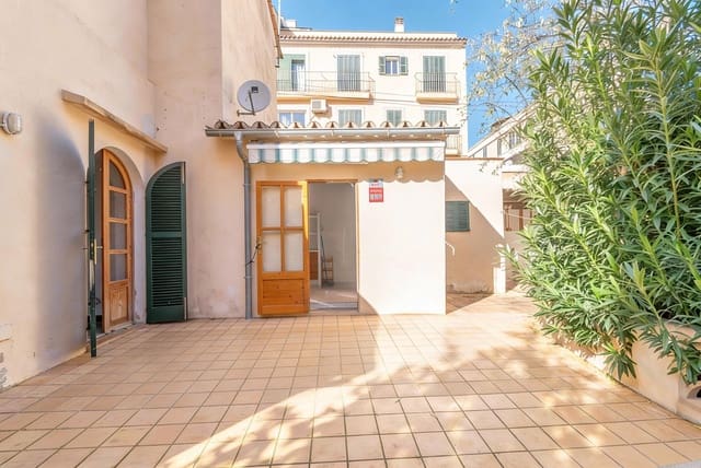3 bedroom Townhouse for sale in Andratx with garage - € 700,000 (Ref: 9541156)