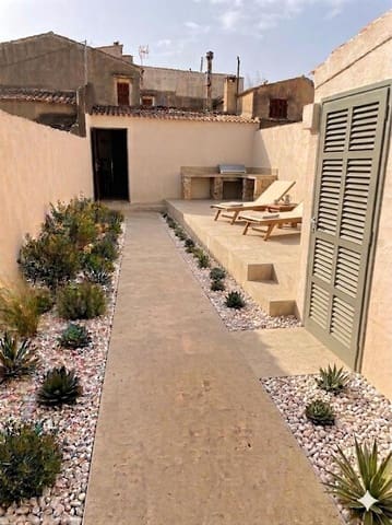 2 bedroom Townhouse for sale in Muro with garage - € 300,000 (Ref: 9543915)