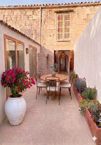 2 slaapkamer Huis te koop in Muro met garage - € 310.000 (Ref: 9543915)
