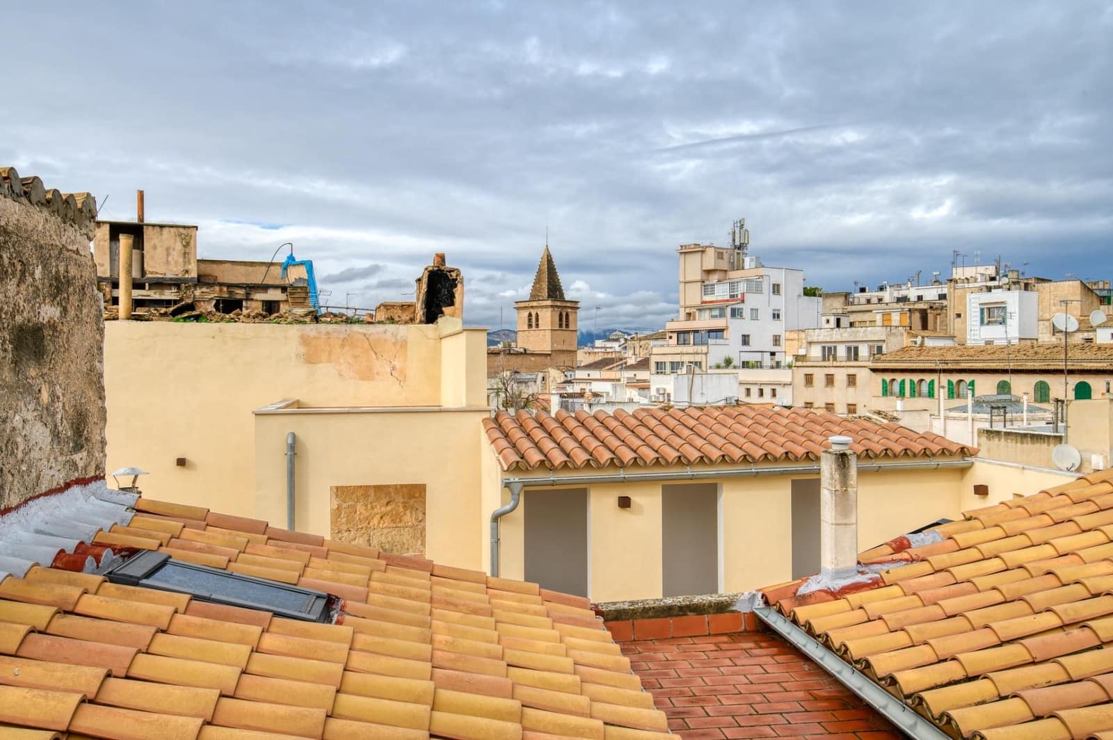 2 quarto Penthouse para venda em Palma de Mallorca - 620 000 € (Ref: 9565299)