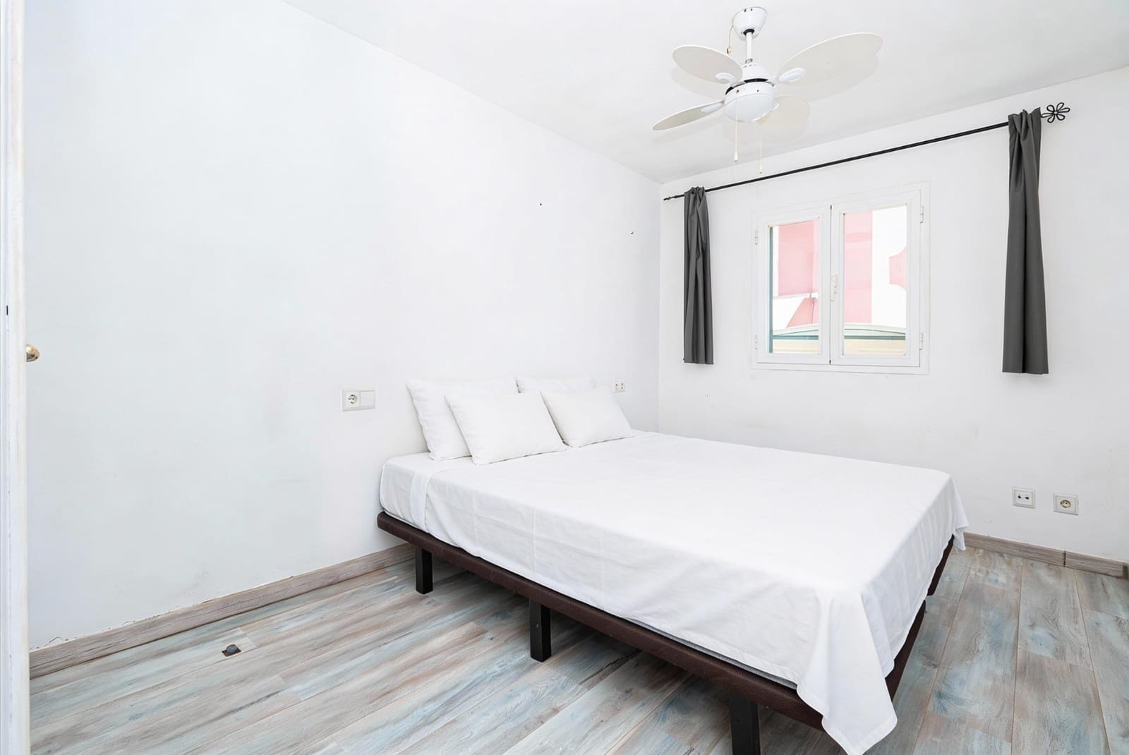 2 slaapkamer Strandappartement te koop in Llucmajor met zwembad - € 340.000 (Ref: 9568712)