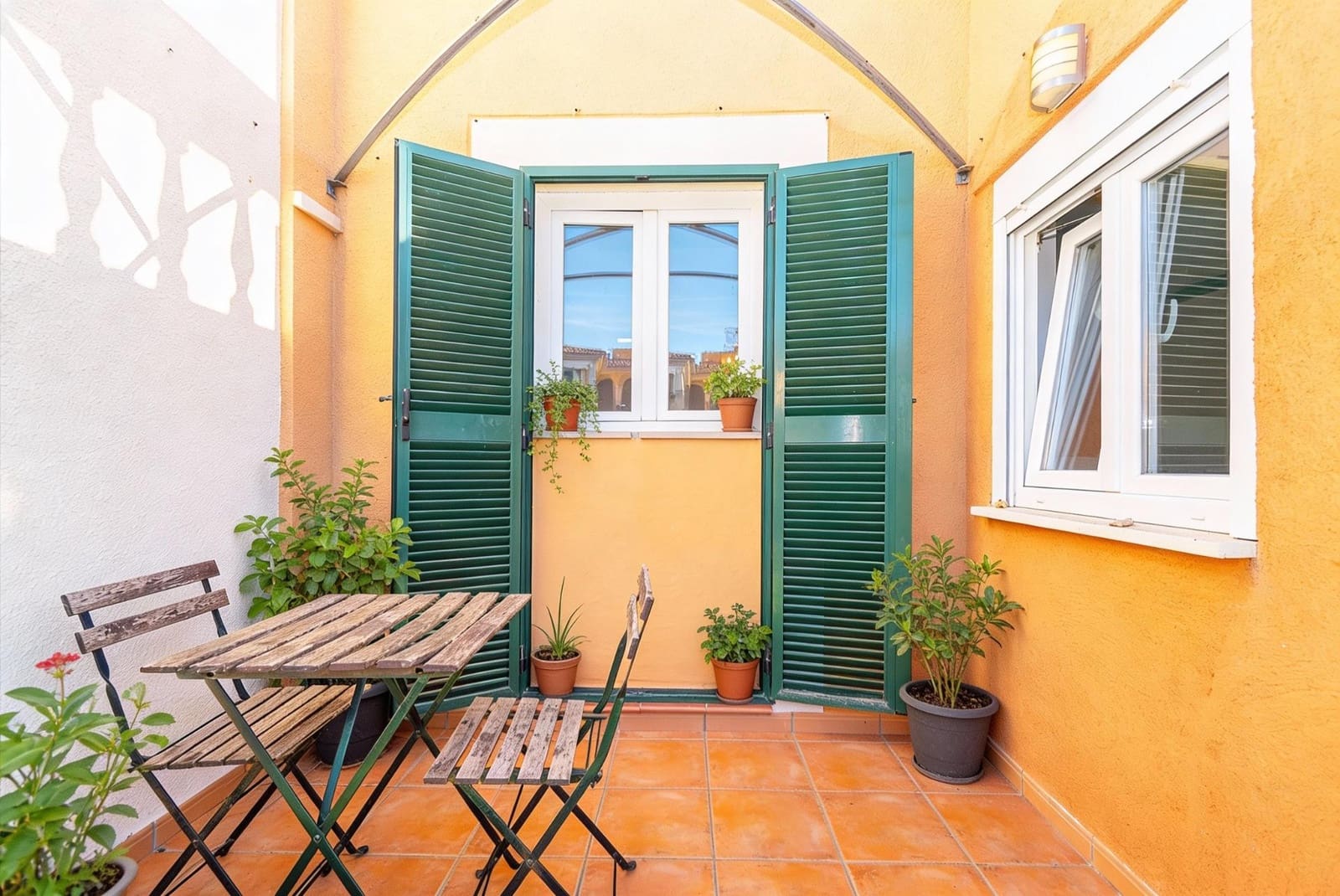 2 slaapkamer Strandappartement te koop in Llucmajor met zwembad - € 340.000 (Ref: 9568712)