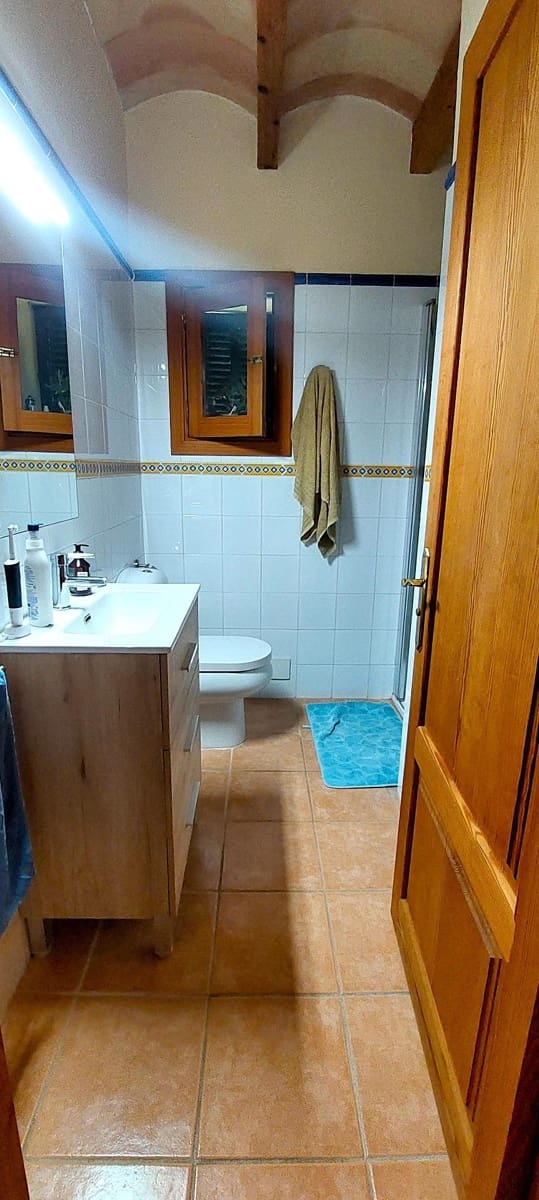 2 bedroom Finca/Country House for rent in Sineu with garage - € 2,500 (Ref: 9586554)