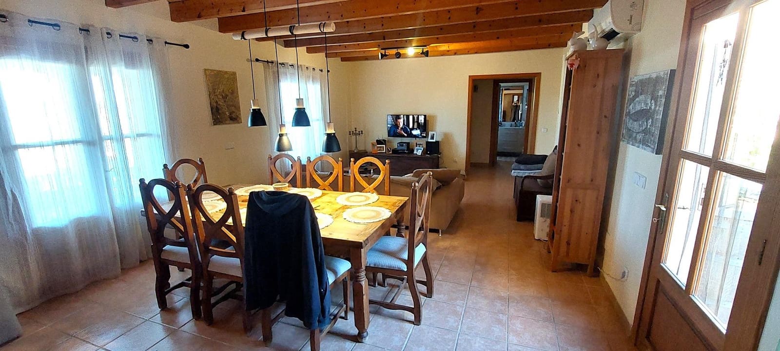 2 bedroom Finca/Country House for rent in Sineu with garage - € 2,500 (Ref: 9586554)