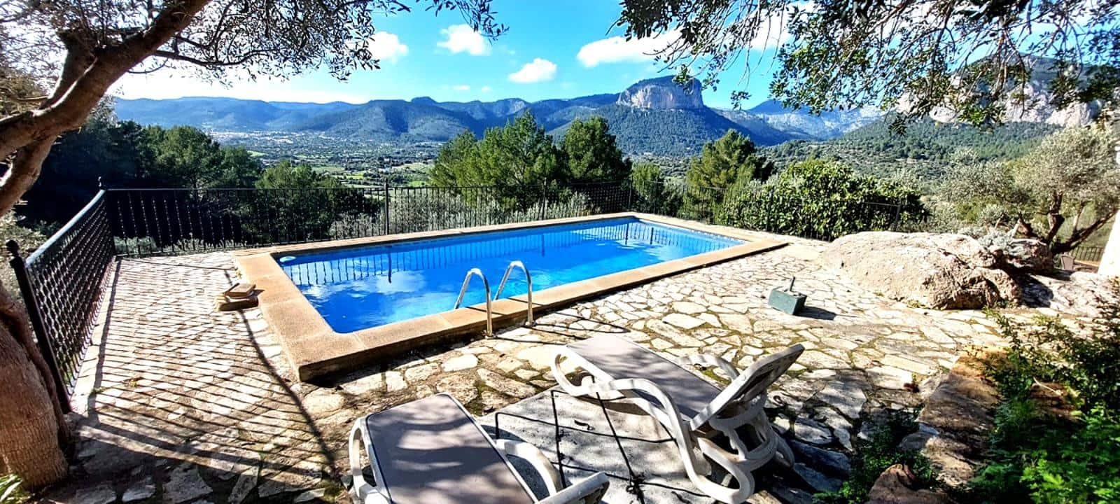 2 bedroom Finca/Country House for rent in Alaro with pool garage - € 2,900 (Ref: 9586555)