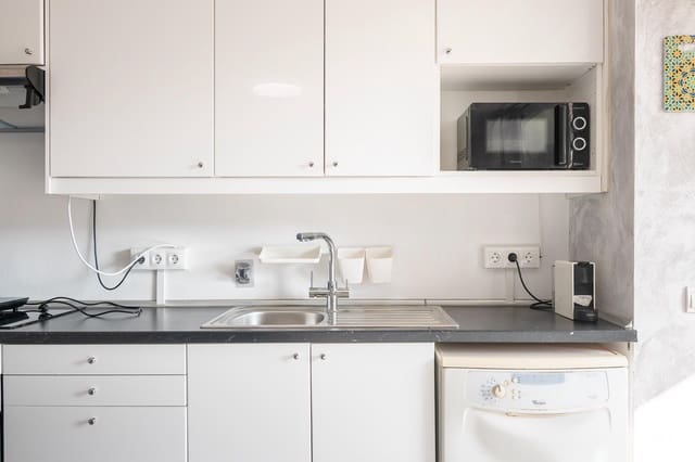 2 slaapkamer Flat te koop in Magalluf, Calvià - € 279.000 (Ref: 9591357)