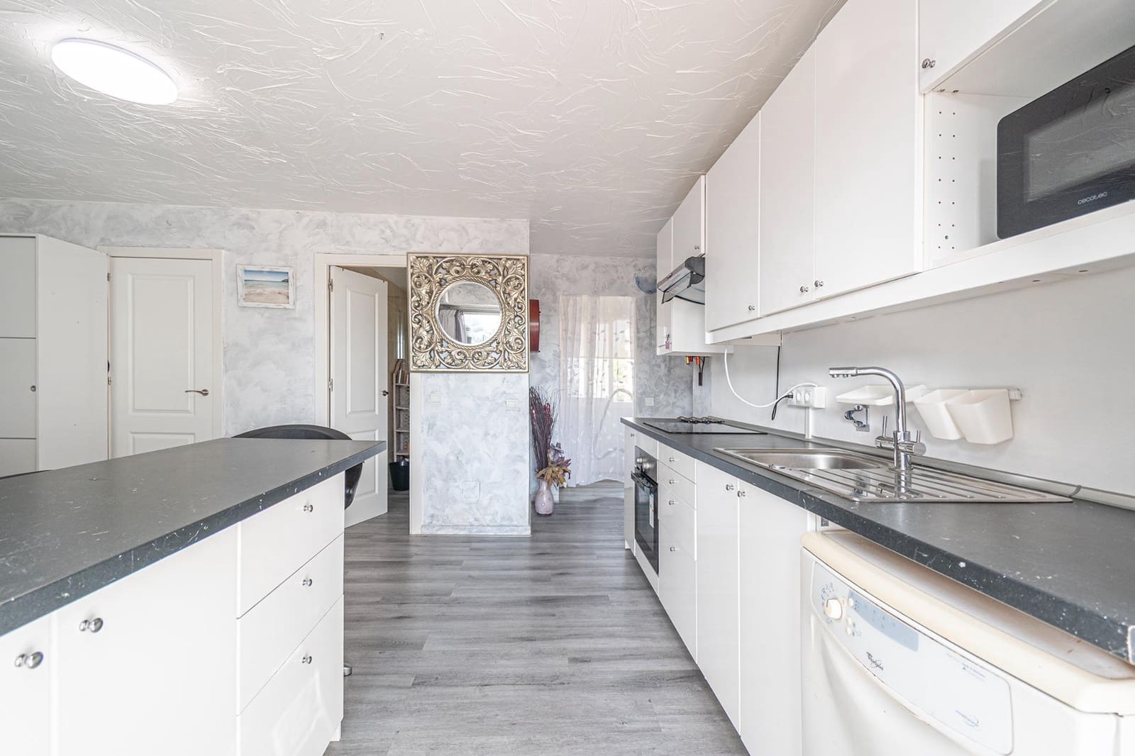 2 slaapkamer Flat te koop in Magalluf - € 279.000 (Ref: 9591357)