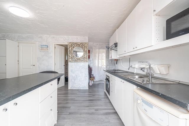 2 slaapkamer Flat te koop in Magalluf, Calvià - € 279.000 (Ref: 9591357)