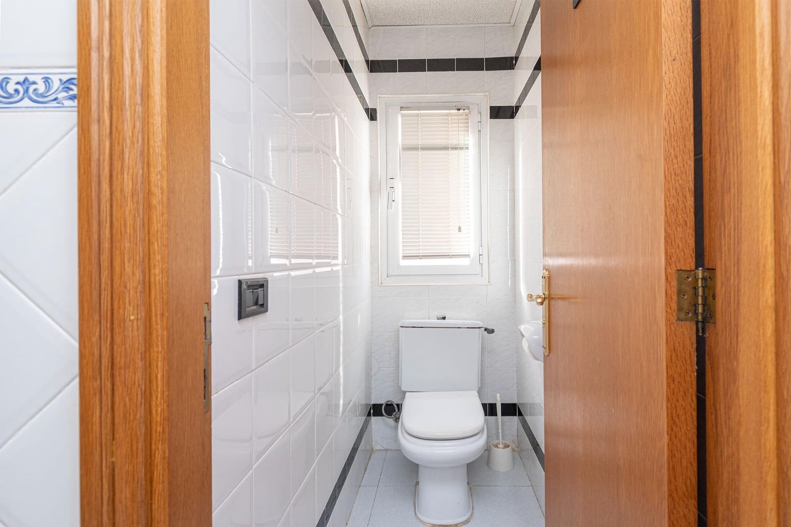 5 bedroom Office for sale in Palma de Mallorca - € 359,000 (Ref: 9608116)