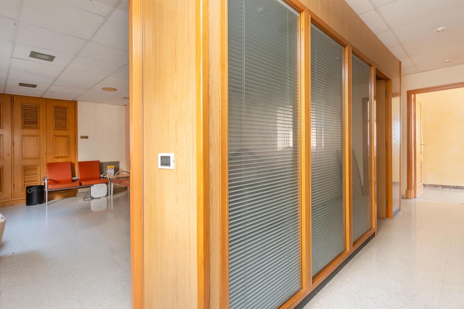 5 bedroom Office for sale in Palma de Mallorca - € 359,000 (Ref: 9608116)