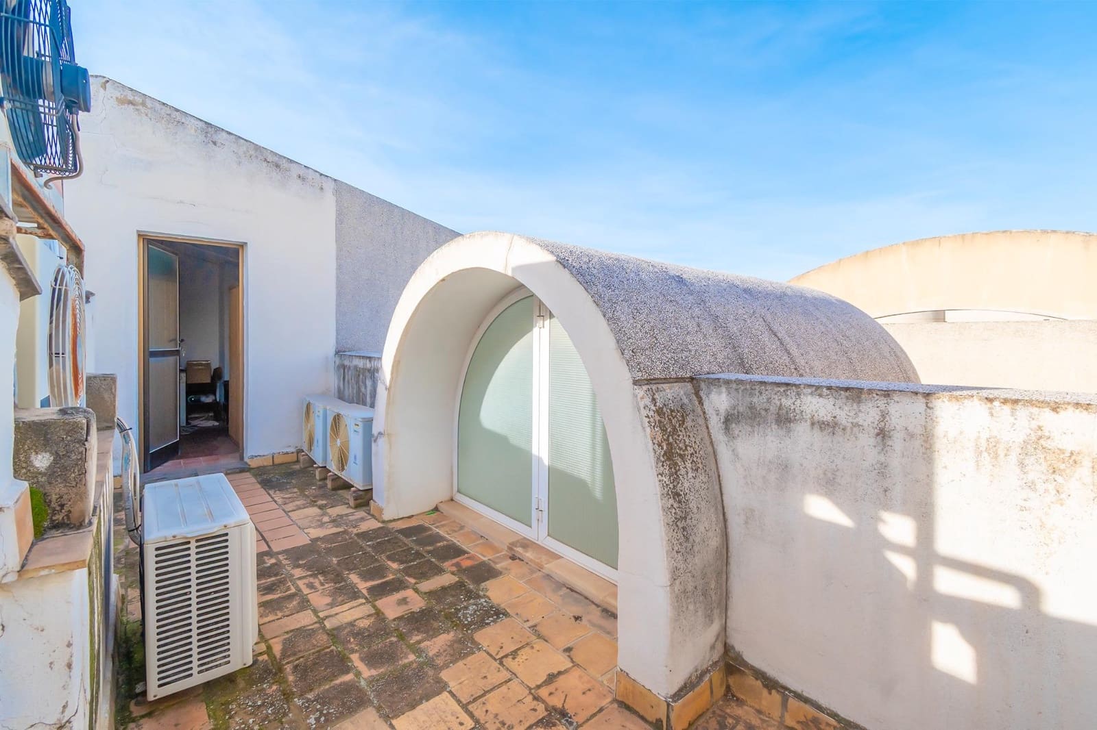 5 bedroom Office for sale in Palma de Mallorca - € 359,000 (Ref: 9608116)