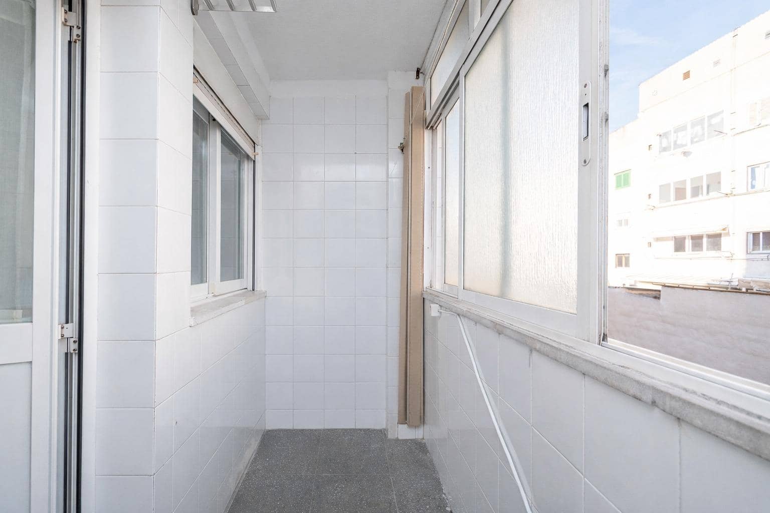 3 sypialnia Mieszkanie na sprzedaż w Palma de Mallorca z garażem - 360 000 € (Ref: 9634334)