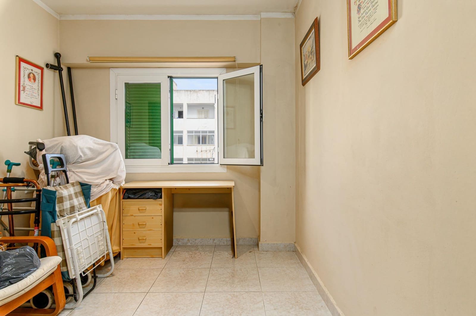 3 soveværelse Lejlighed til salg i Palma de Mallorca - € 300.000 (Ref: 9670729)