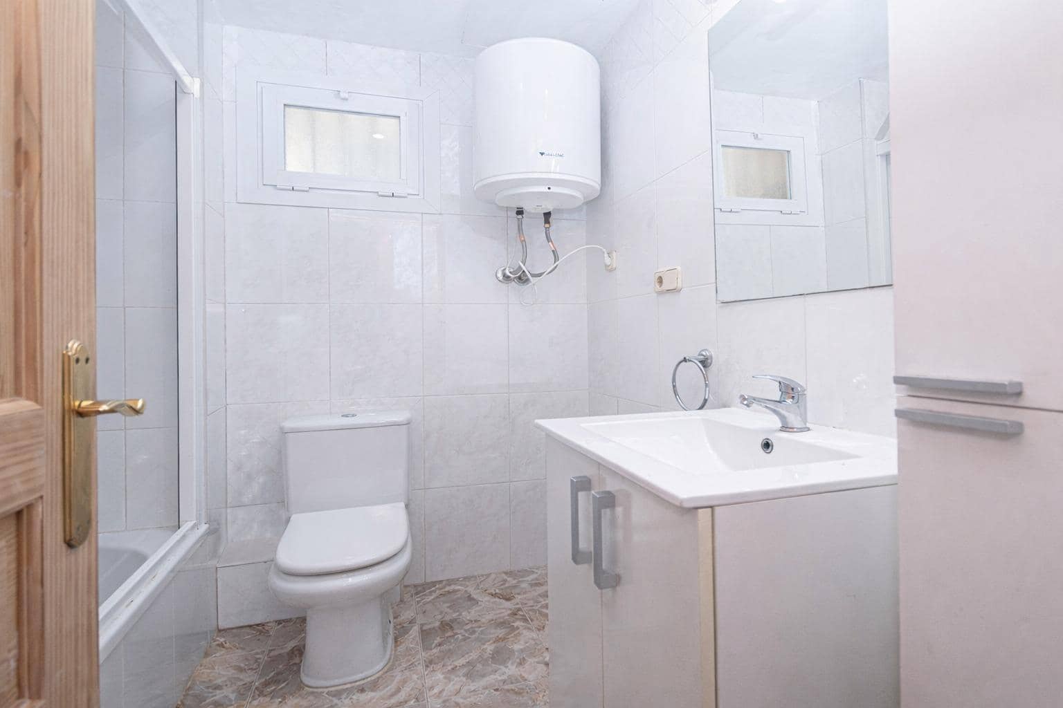 2 makuuhuone Asunto myytävänä paikassa Magalluf - 280 000 € (Ref: 9677532)