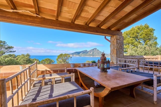 4 soveværelse Finca/Landehus til salg i Sant Elm, Andratx med garage - € 2.199.000 (Ref: 9701672)