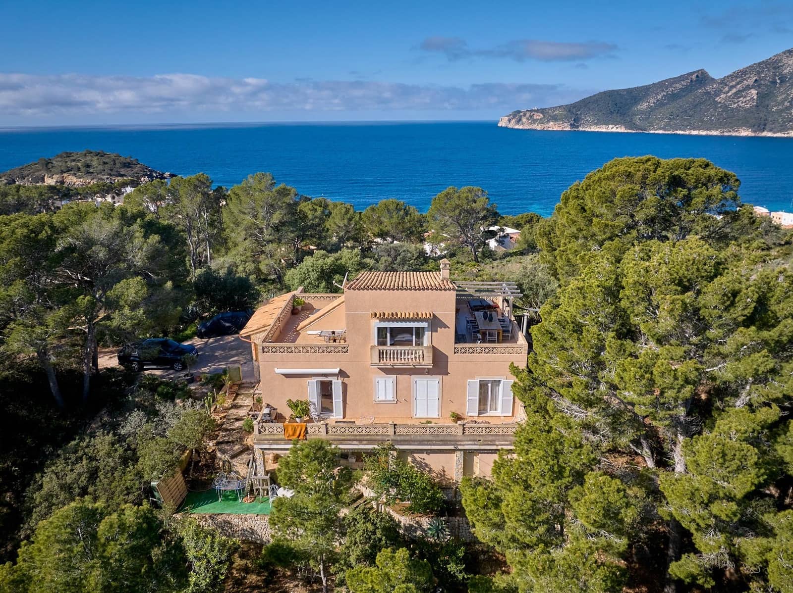 4 soveværelse Finca/Landehus til salg i Sant Elm med garage - € 2.199.000 (Ref: 9701672)