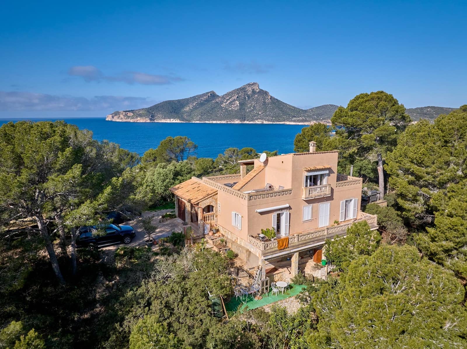 4 soveværelse Finca/Landehus til salg i Sant Elm med garage - € 2.199.000 (Ref: 9701672)