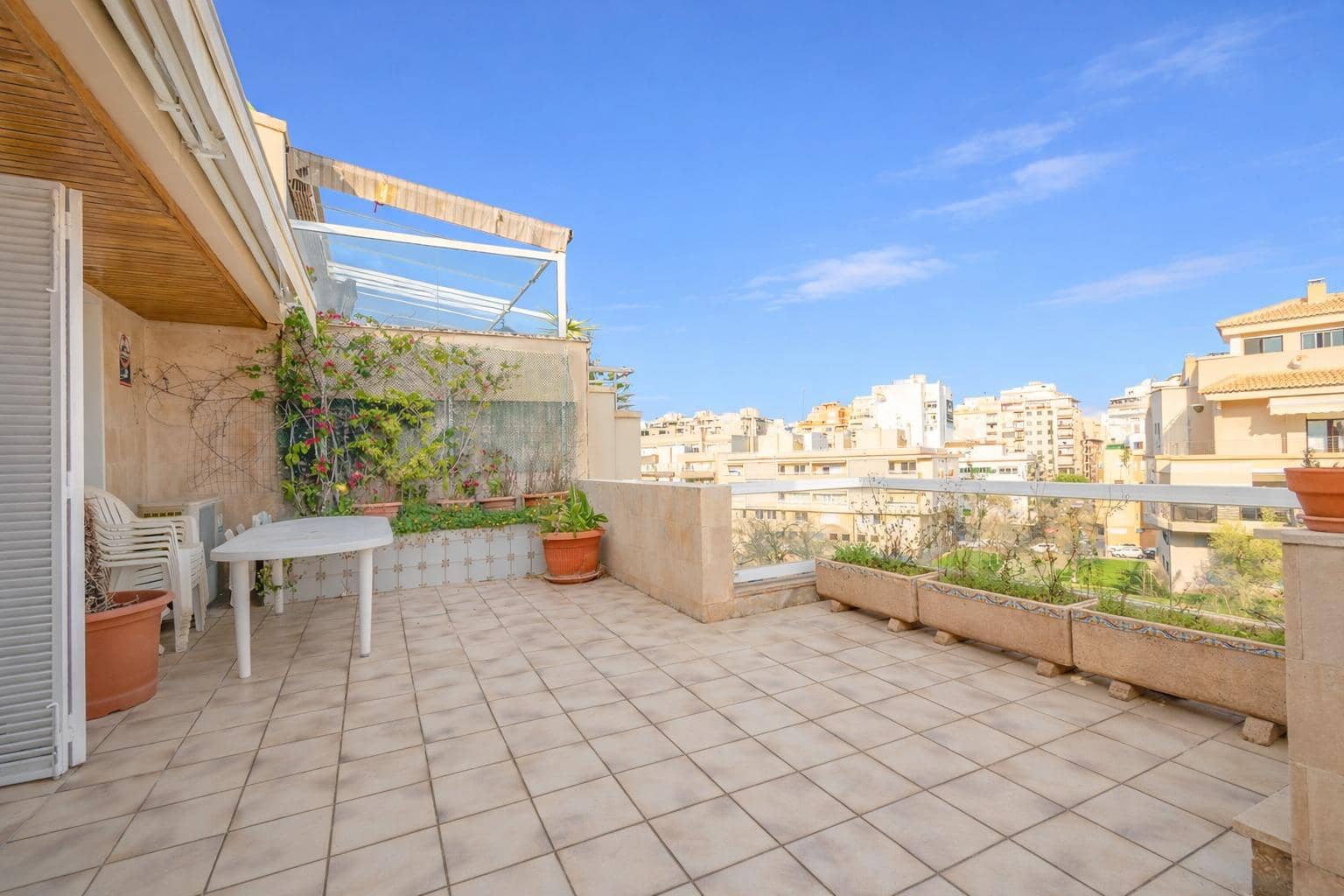 6 Zimmer Penthouse zu verkaufen in Palma de Mallorca mit Garage - 1.260.000 € (Ref: 9721735)