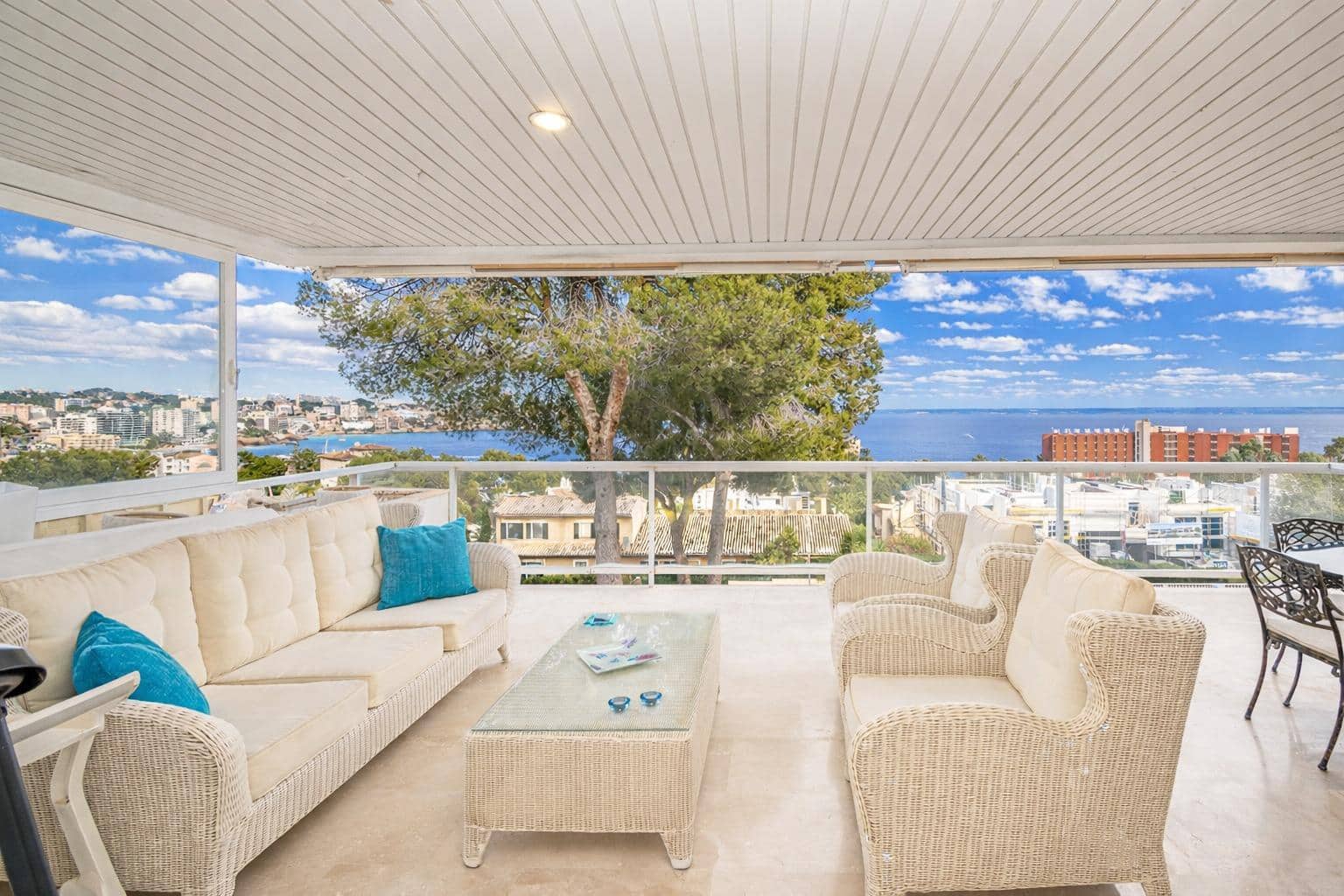 4 bedroom Flat for sale in Cas Catala with pool garage - € 2,125,000 (Ref: 9721736)