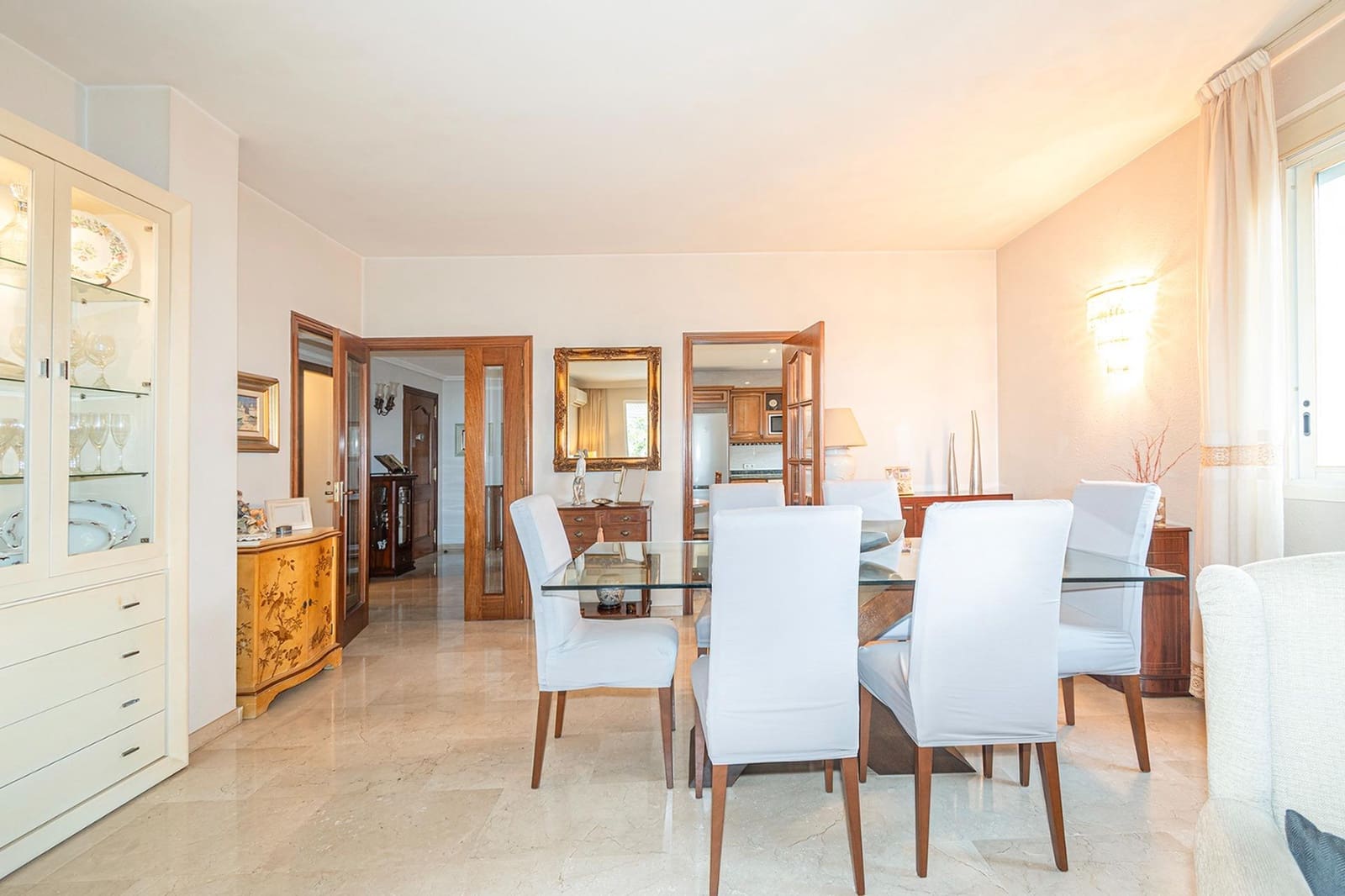 4 bedroom Flat for sale in Cas Catala with pool garage - € 2,125,000 (Ref: 9721736)