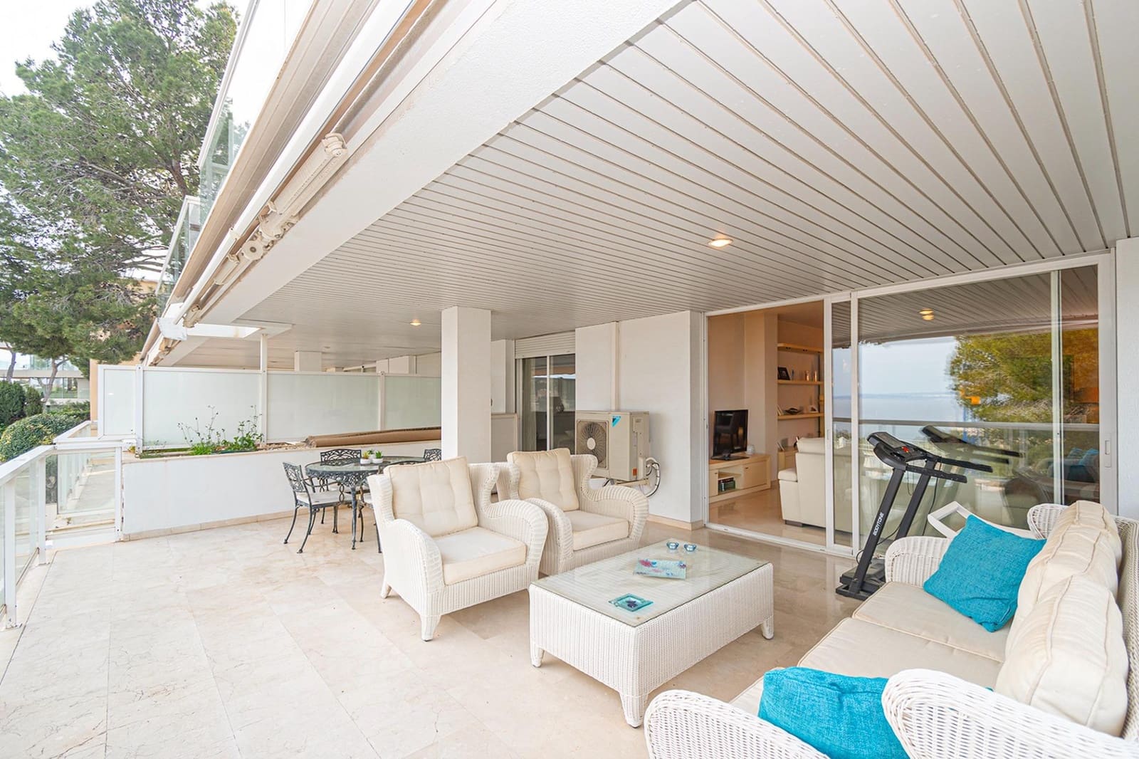 4 bedroom Flat for sale in Cas Catala with pool garage - € 2,125,000 (Ref: 9721736)