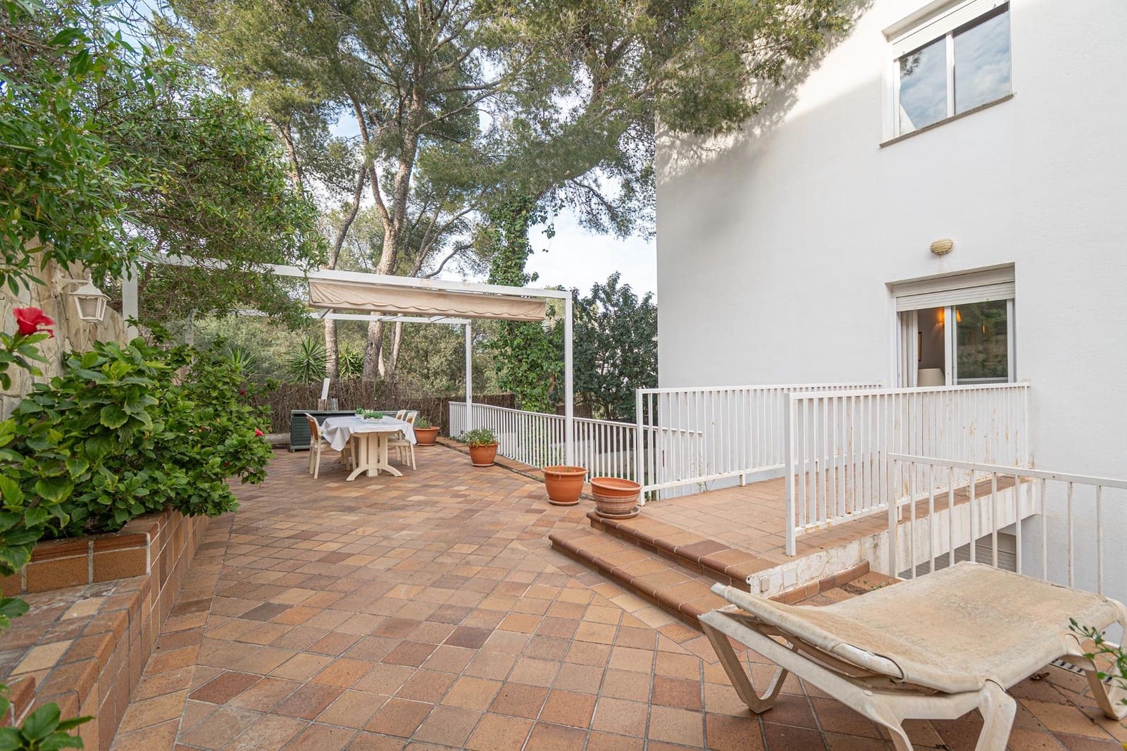 4 bedroom Flat for sale in Cas Catala with pool garage - € 2,125,000 (Ref: 9721736)