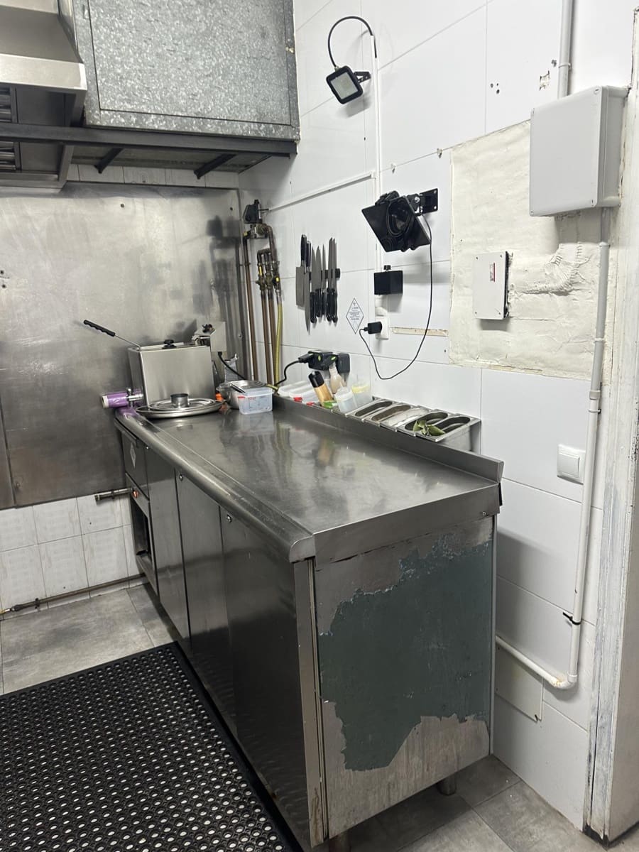 Commercial for rent in Palma de Mallorca - € 1,900 (Ref: 9726670)