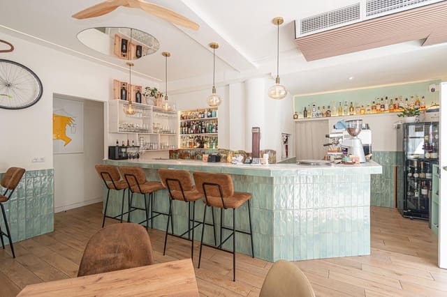 Komercyjne do wynajęcia w Santa Catalina, Palma de Mallorca - 1 900 € (Ref: 9726670)