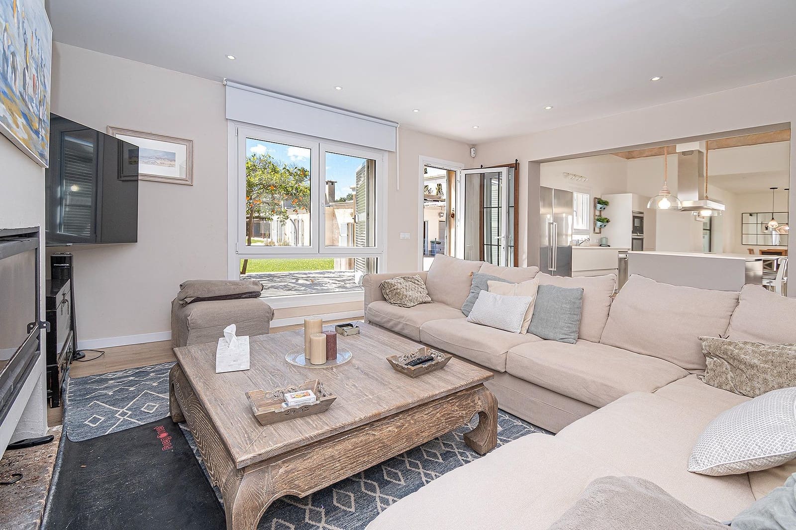 6 bedroom Villa for sale in Son Sardina with pool - € 2,400,000 (Ref: 9738595)