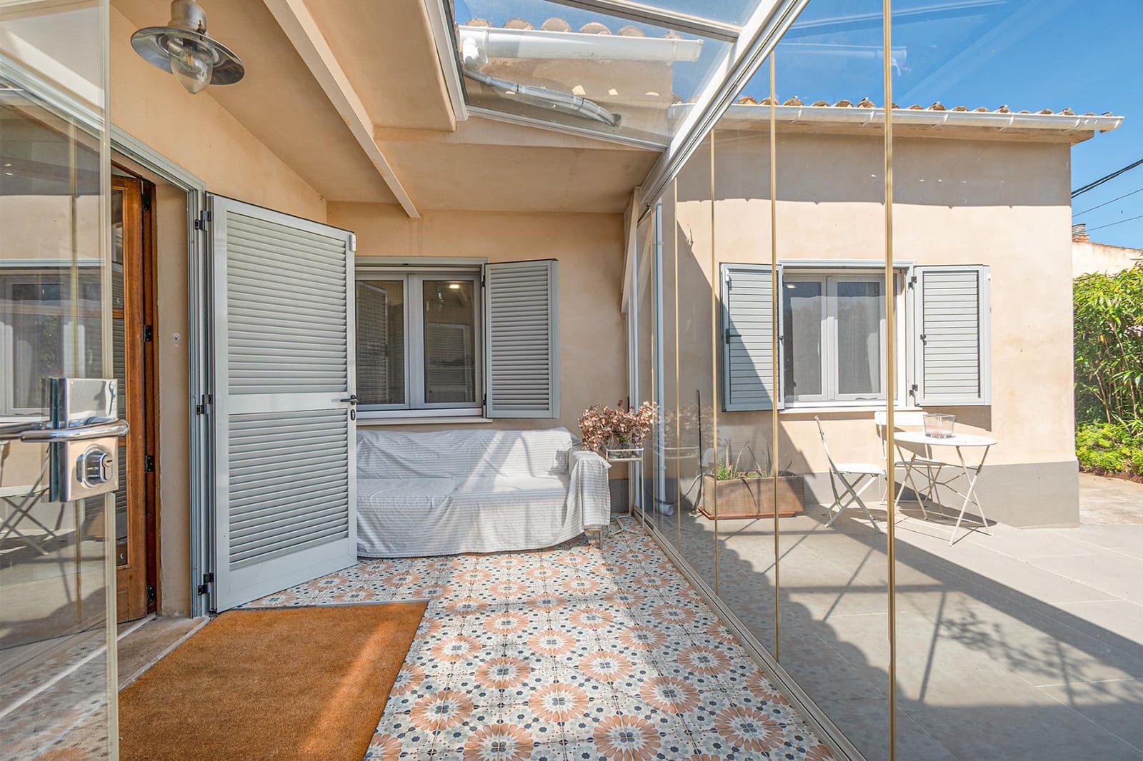 6 bedroom Villa for sale in Son Sardina with pool - € 2,400,000 (Ref: 9738595)