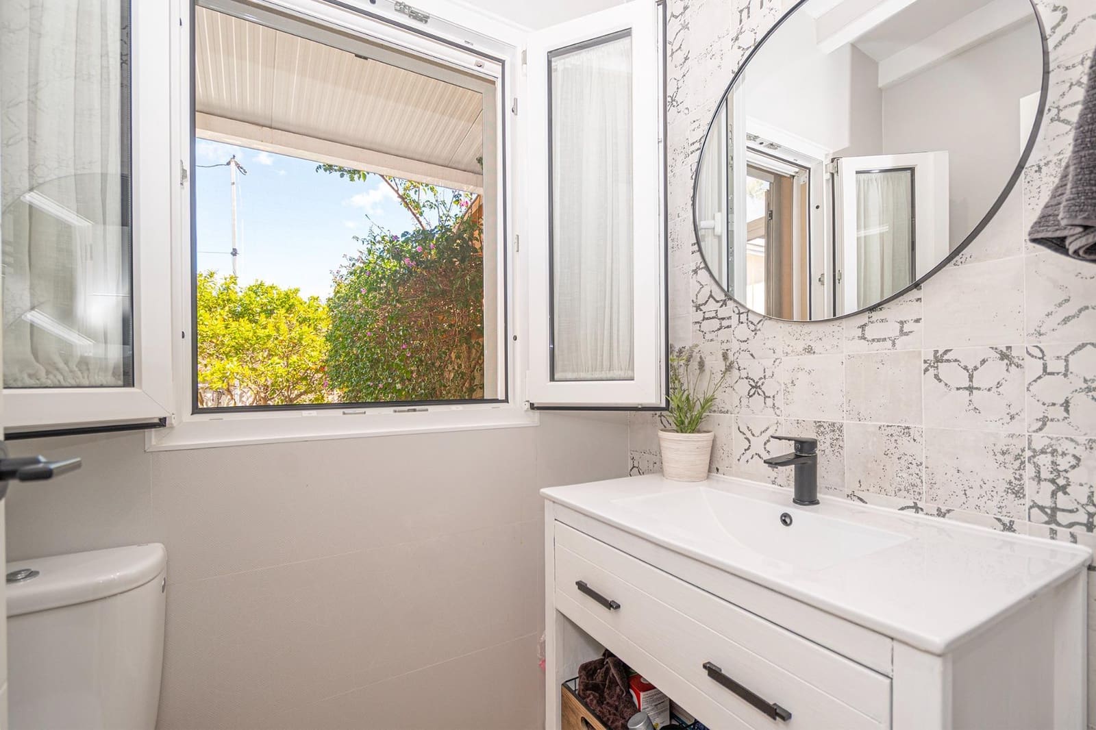 6 bedroom Villa for sale in Son Sardina with pool - € 2,400,000 (Ref: 9738595)